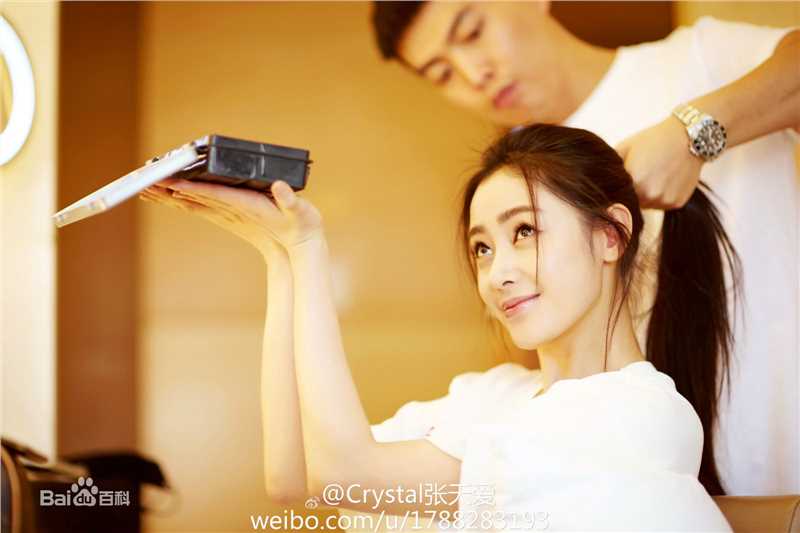 张天爱(Crystal)微博生活照素颜照相册