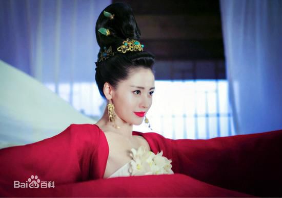 张天爱(Crystal)在《太子妃升职记》张芃芃中的