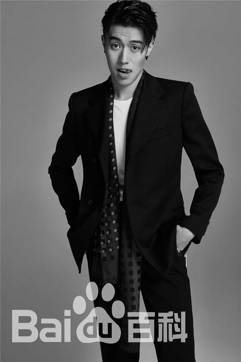 周游最新个人壁纸