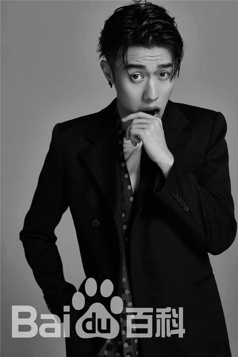 周游最新个人壁纸