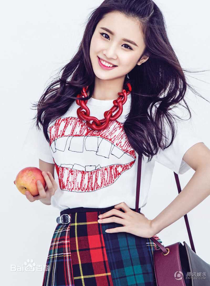 最新张慧雯(Zhang Huiwen)在《YOHO女生志》中的图集