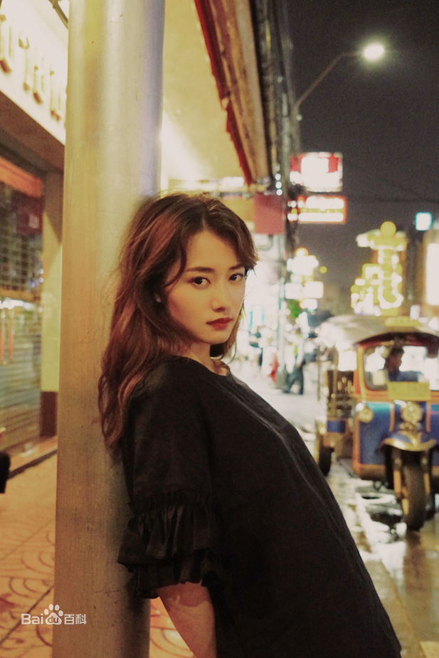 柴碧云(Biyun Chai)最全夜景胶片壁纸