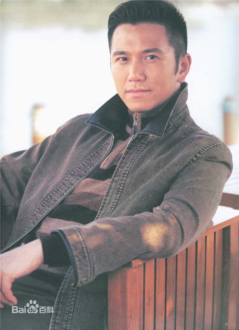 最新温兆伦(Deric Wan)壁纸