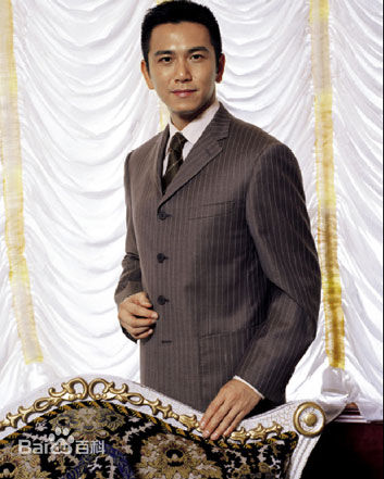 最新温兆伦(Deric Wan)壁纸