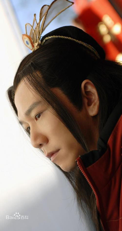 温兆伦(Deric Wan)秦少游前后照片