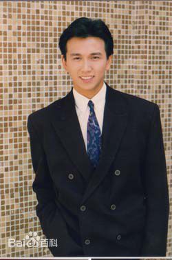 温兆伦(Deric Wan)90-95年 前后照片