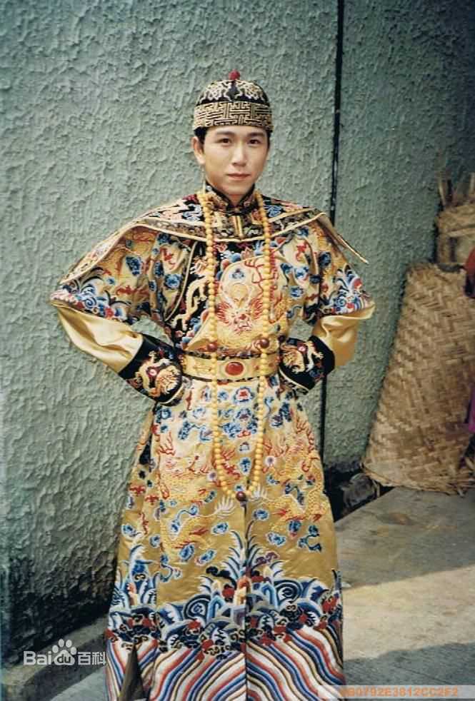 温兆伦(Deric Wan)90-95年 前后照片