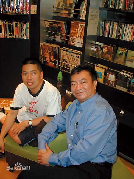 廖伟雄生活照图册