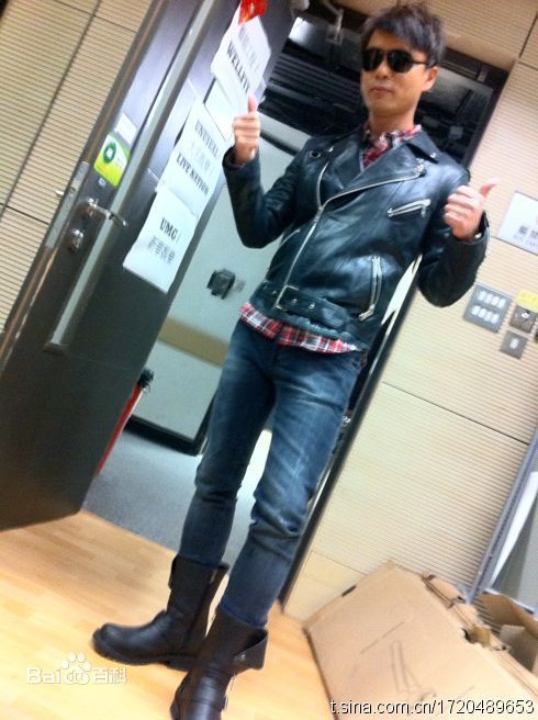 李克勤(Hacken Lee)相册性感图片图集