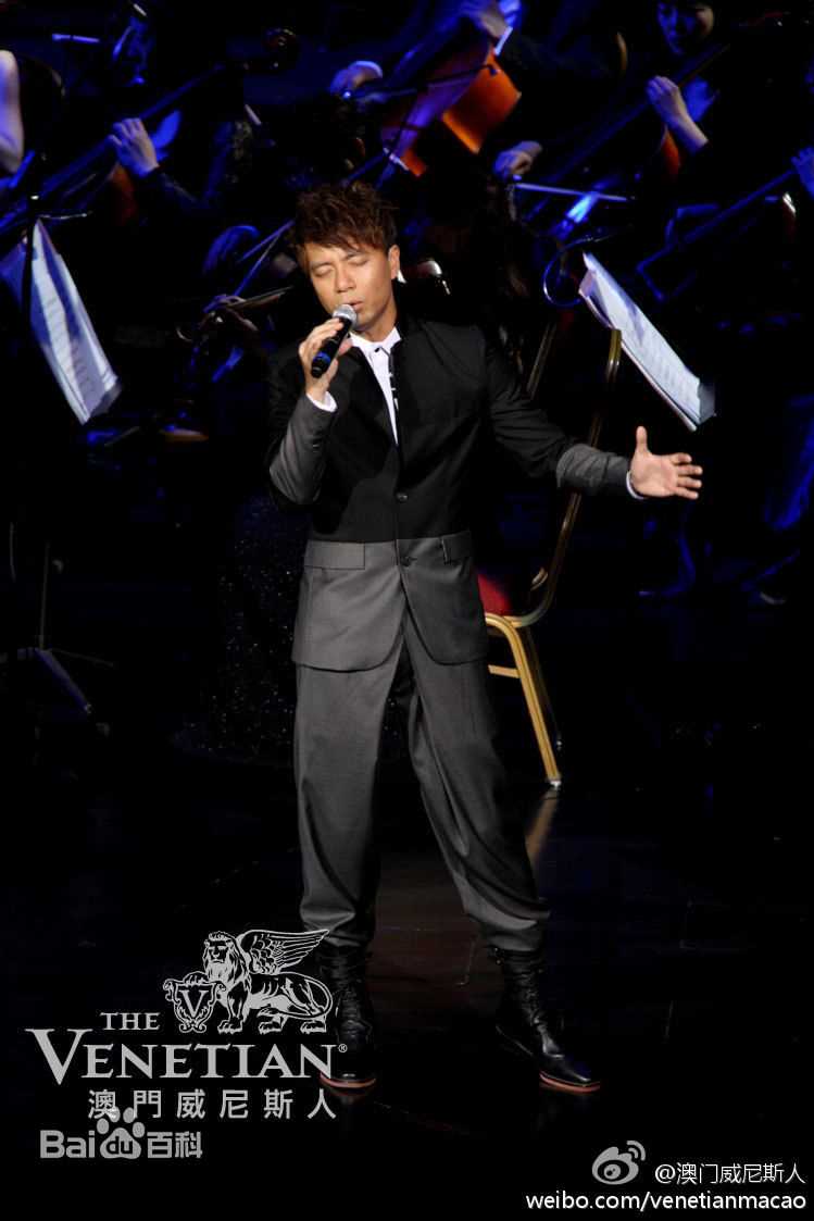 李克勤(Hacken Lee)相册性感图片图集