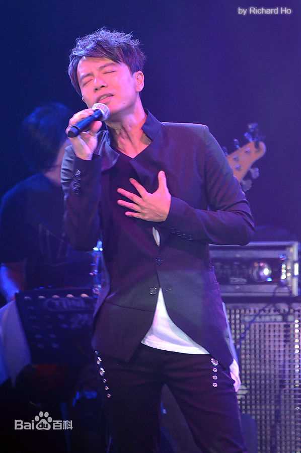 李克勤(Hacken Lee)相册性感图片图集