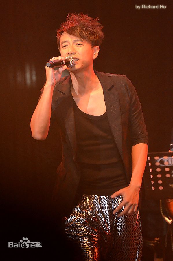 李克勤(Hacken Lee)相册性感图片图集