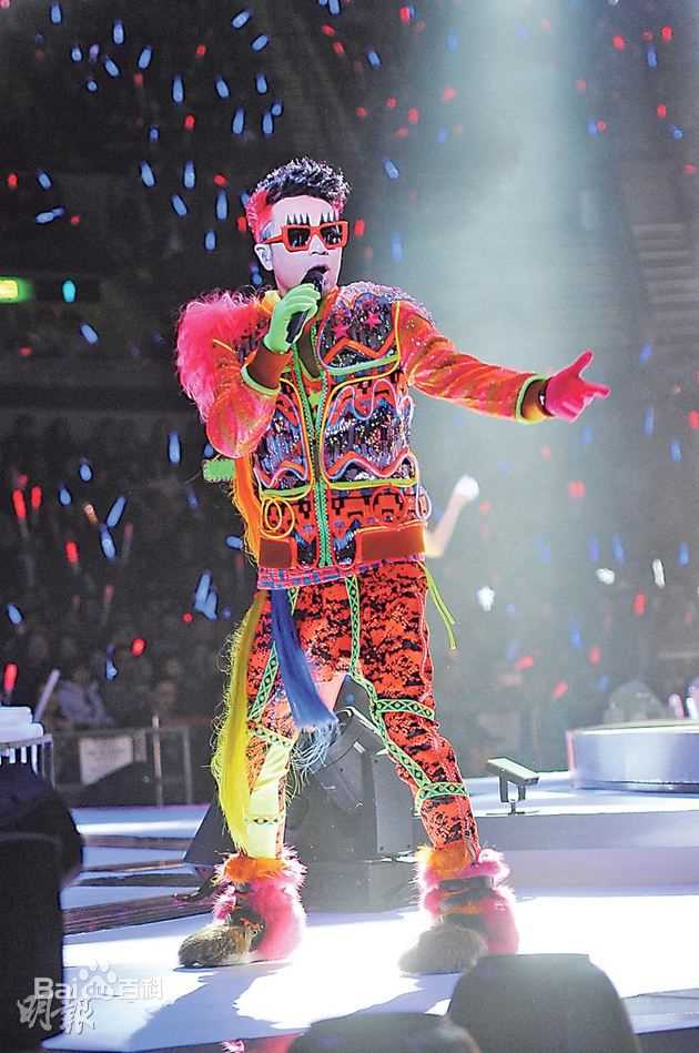 李克勤(Hacken Lee)2013左麟右李十周年演唱会 造型壁纸壁纸