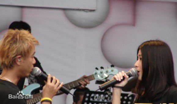 李克勤(Hacken Lee)2008年512关爱行动壁纸壁纸