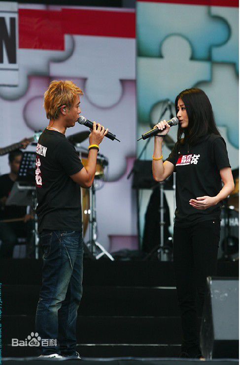 李克勤(Hacken Lee)2008年512关爱行动壁纸壁纸