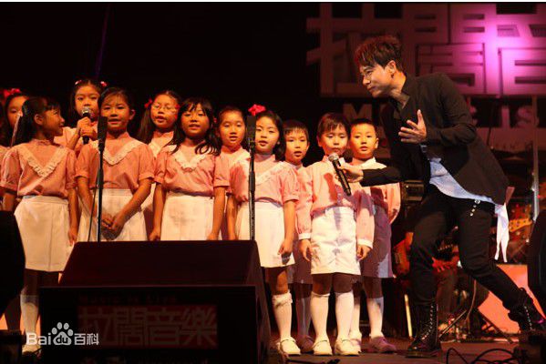 李克勤(Hacken Lee)林子祥与拉阔音乐会性感图片图集