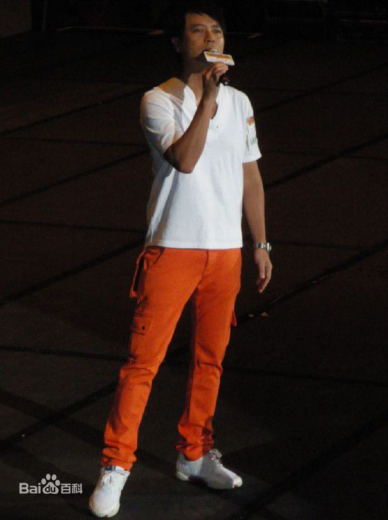 李克勤(Hacken Lee)2010关爱抗毒群星音乐会素颜照相册