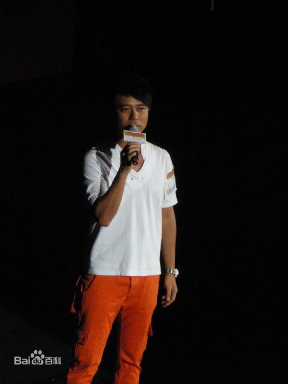 李克勤(Hacken Lee)2010关爱抗毒群星音乐会素颜照相册