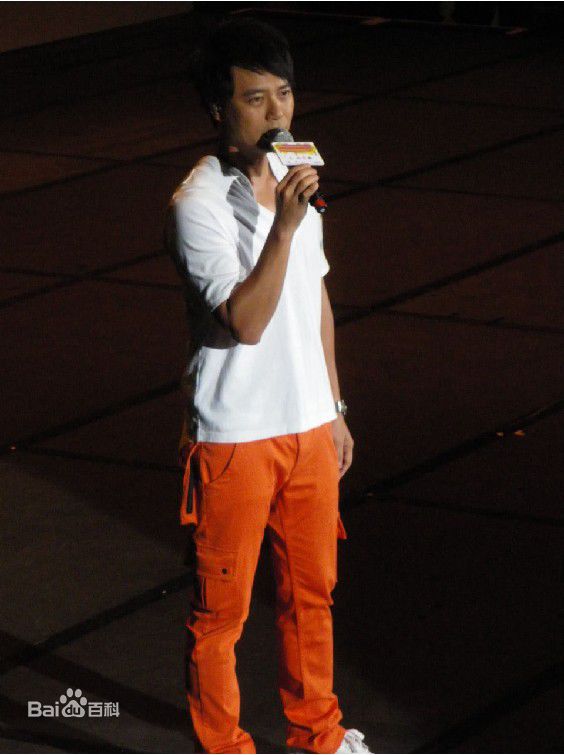 李克勤(Hacken Lee)2010关爱抗毒群星音乐会素颜照相册