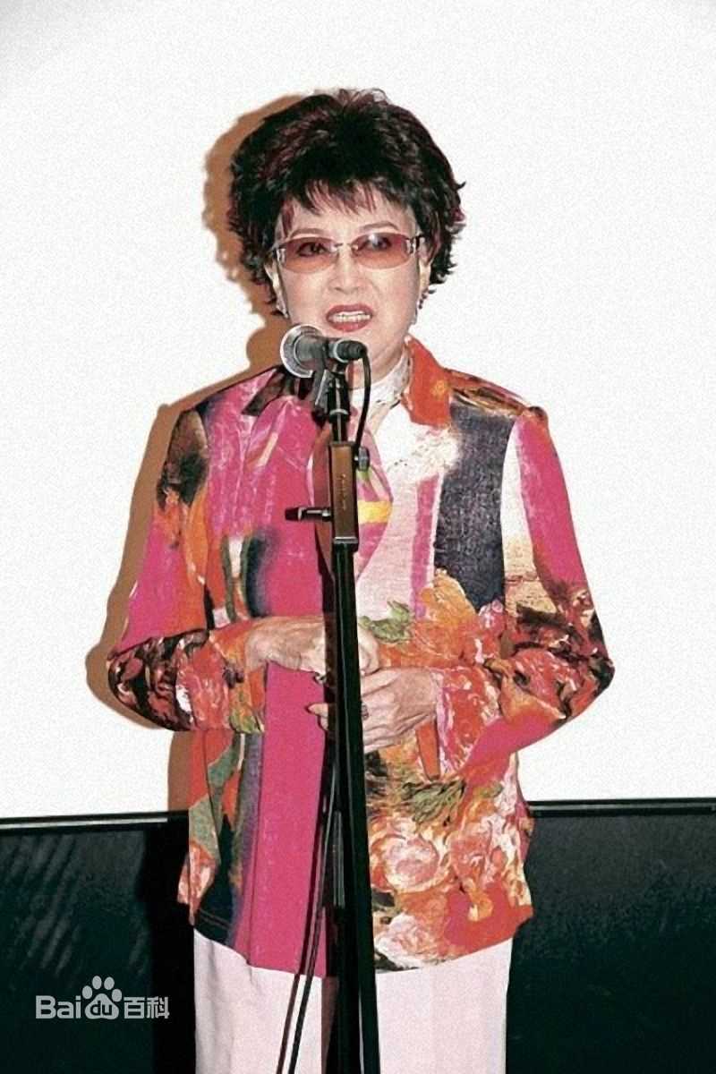 <i>李香琴</i>精彩图册