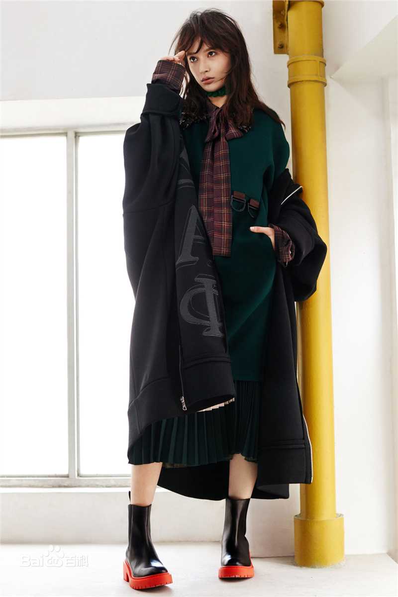 施诗(Kira)最全杂志照壁纸