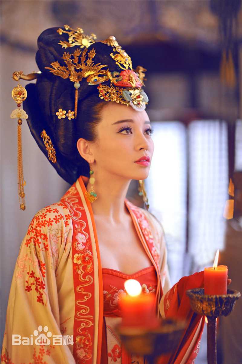 最新施诗(Kira)在《武媚娘传奇》 饰 王皇后中的图集
