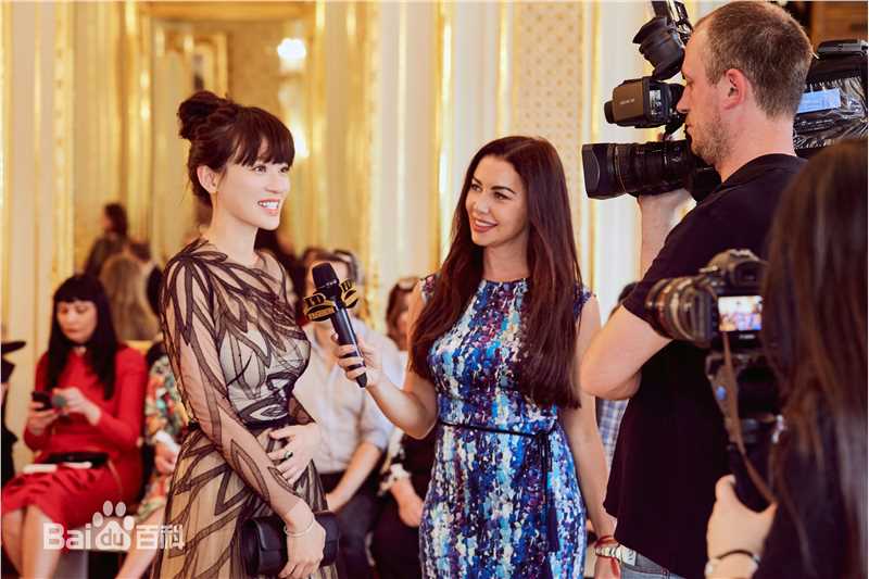 施诗(Kira)巴黎高定周壁纸壁纸