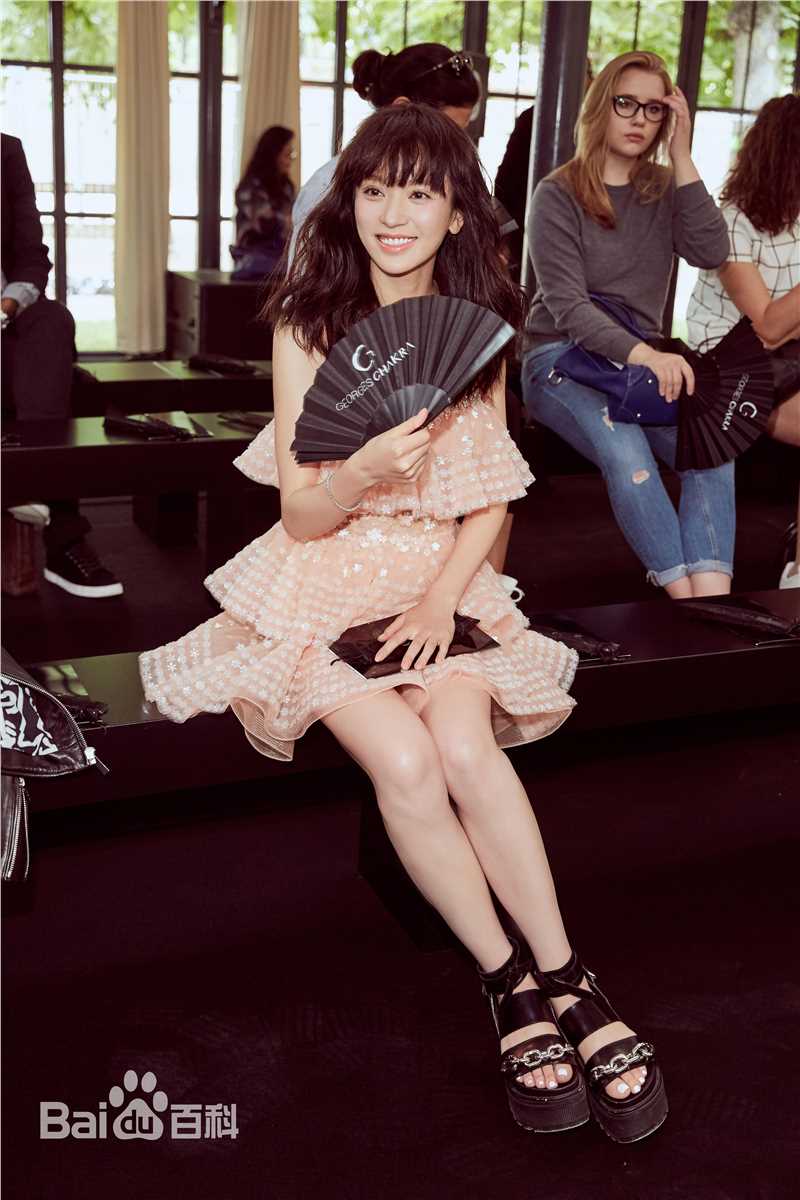 施诗(Kira)巴黎高定周壁纸壁纸