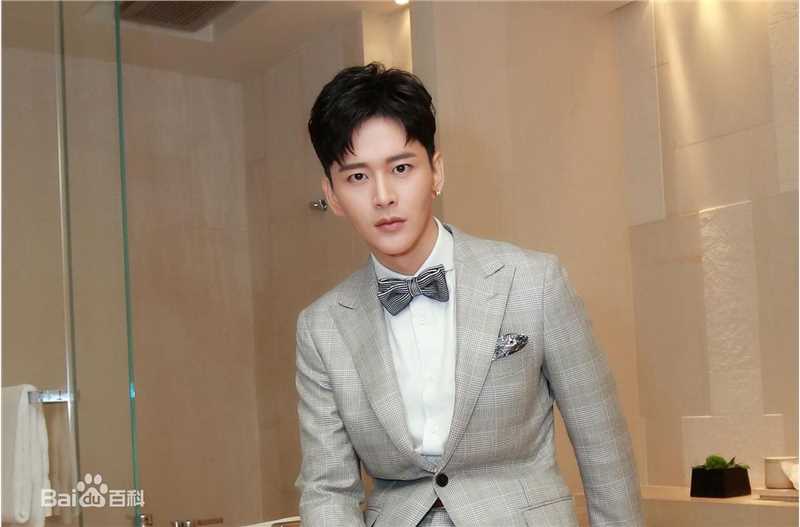 最新黄宥明(Huang Ming)性感图片