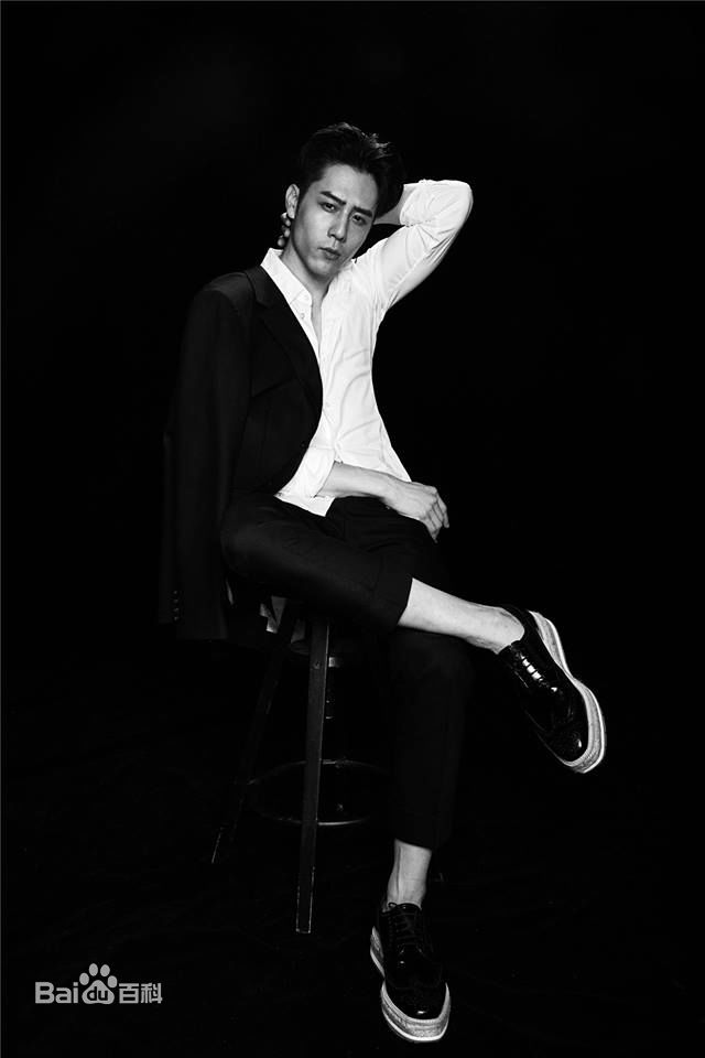 胡宇威(George Hu)宣传照图片图集