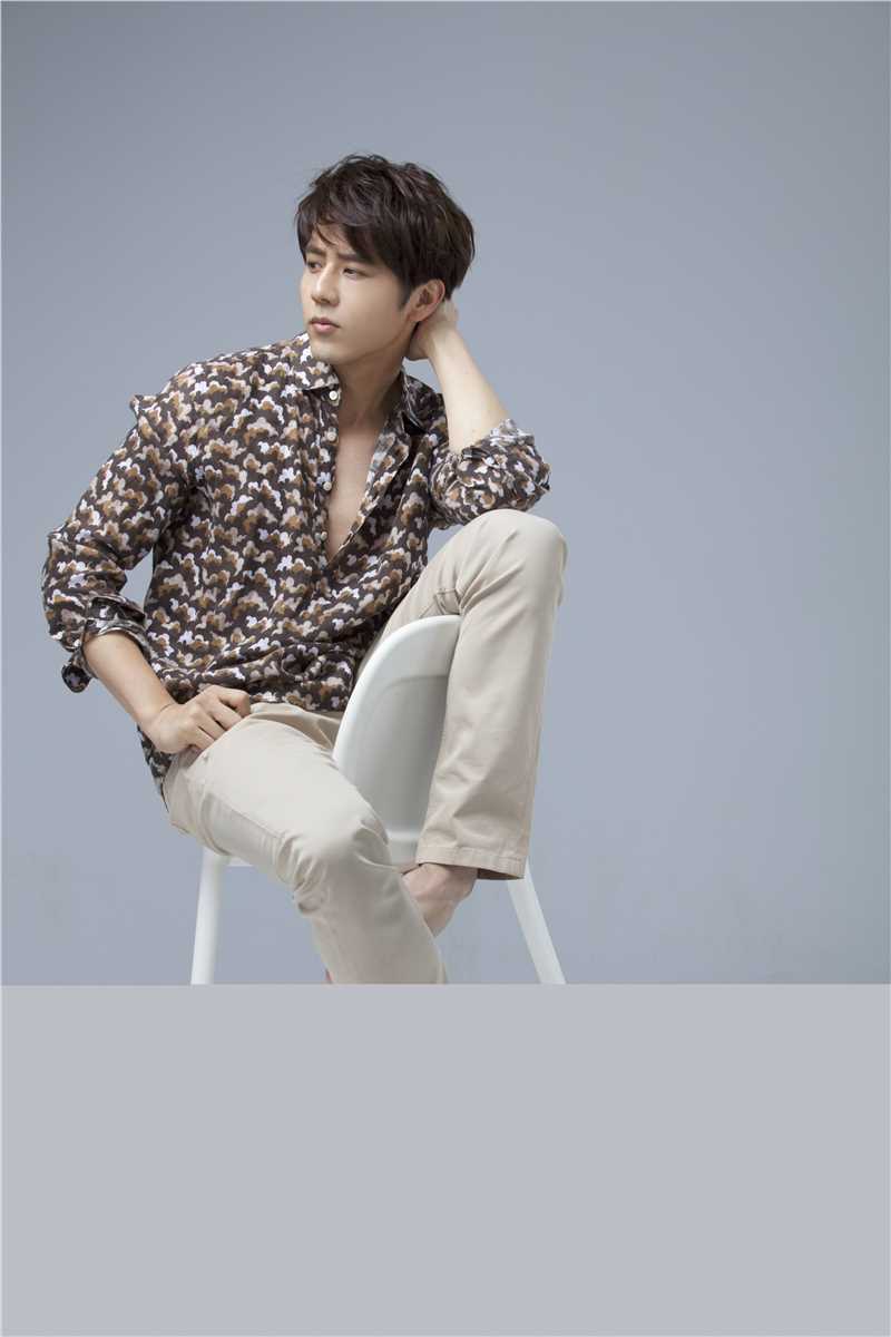 胡宇威(George Hu)宣传照图片图集