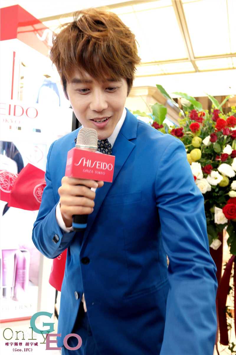 胡宇威(George Hu)活动照前后照片