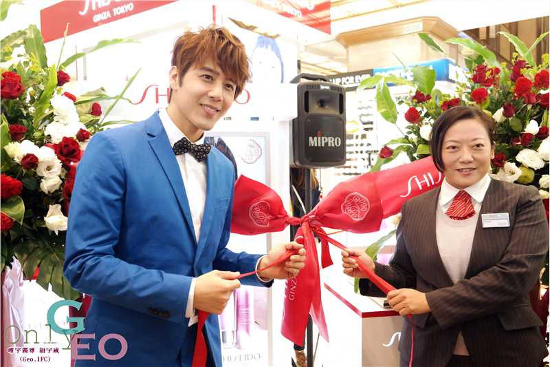 胡宇威(George Hu)活动照前后照片