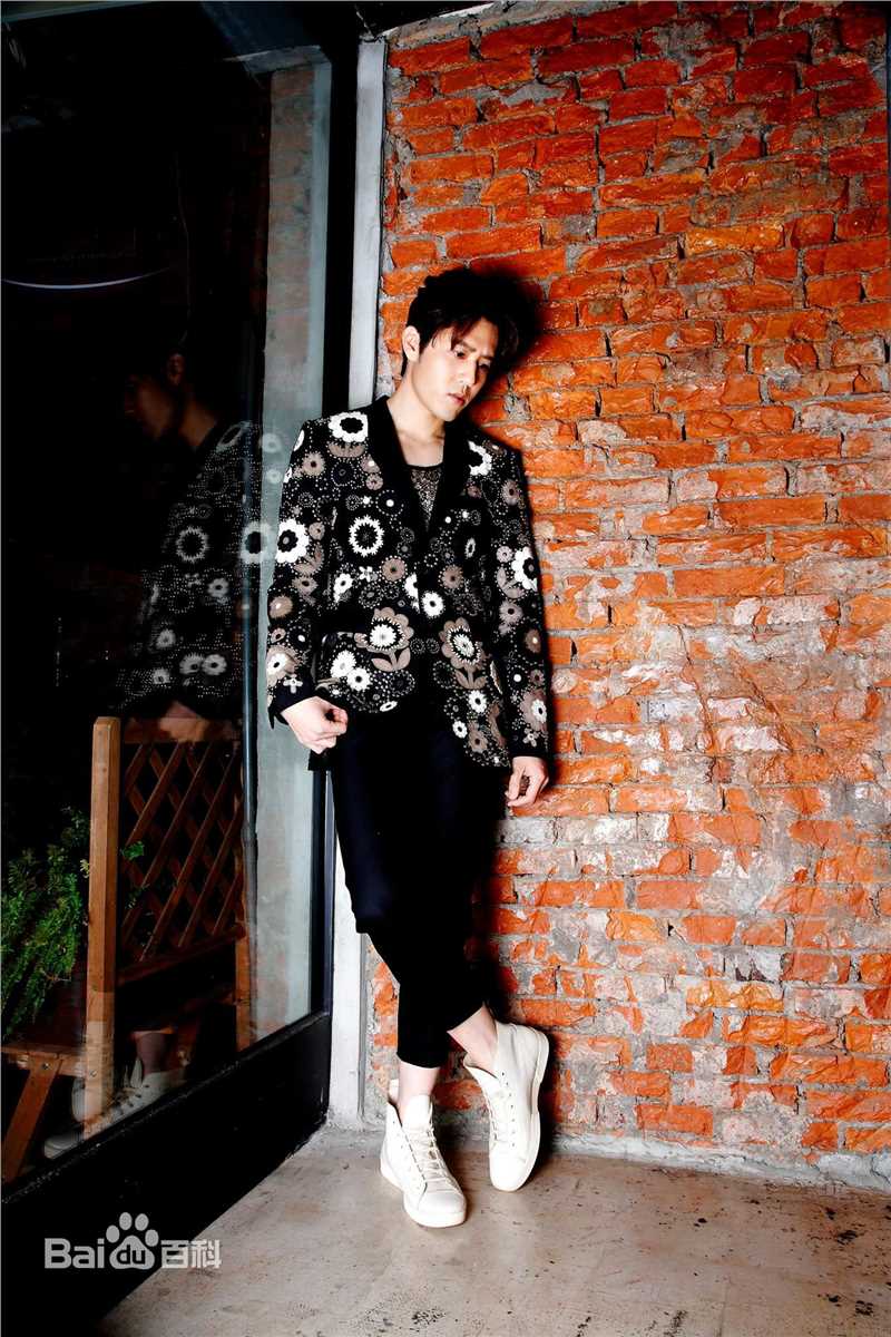 胡宇威(George Hu)媒体报导性感图片壁纸