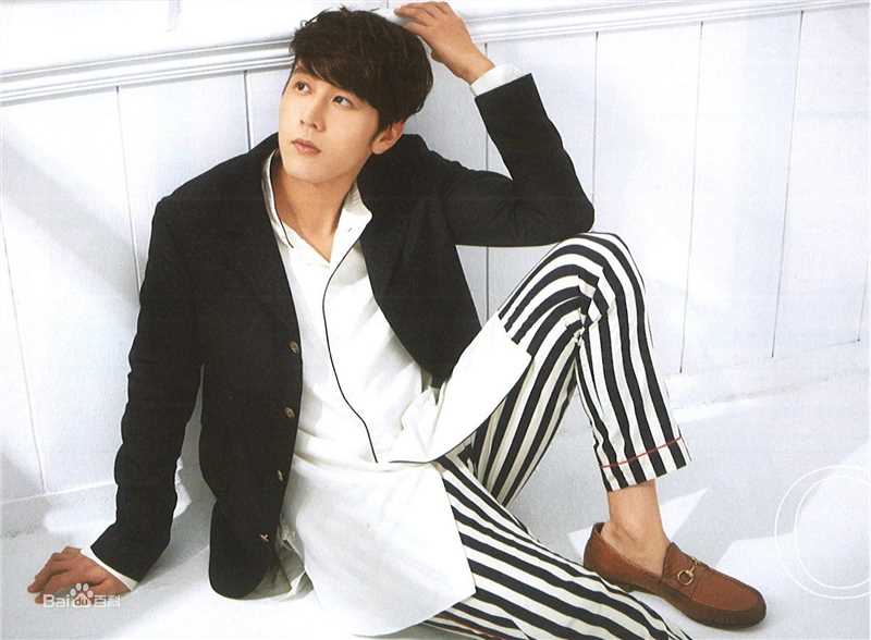 胡宇威(George Hu)媒体报导性感图片壁纸