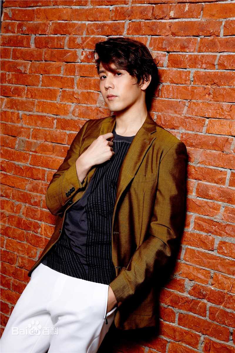 胡宇威(George Hu)媒体报导性感图片壁纸