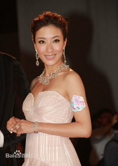 最新杨怡(Tavia Yeung Yi)壁纸