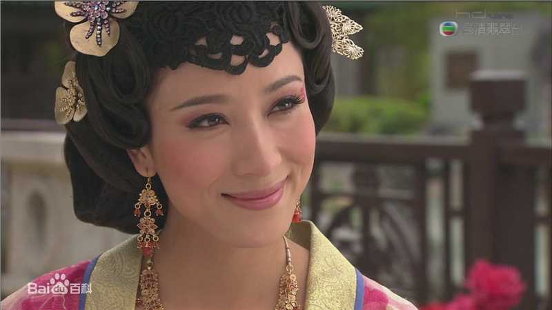 杨怡(Tavia Yeung Yi)在2009年《宫心计》饰演姚金玲中的