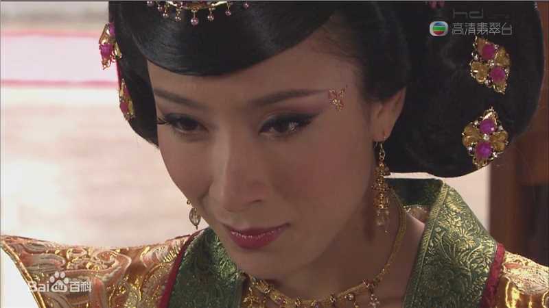 杨怡(Tavia Yeung Yi)在2009年《宫心计》饰演姚金玲中的