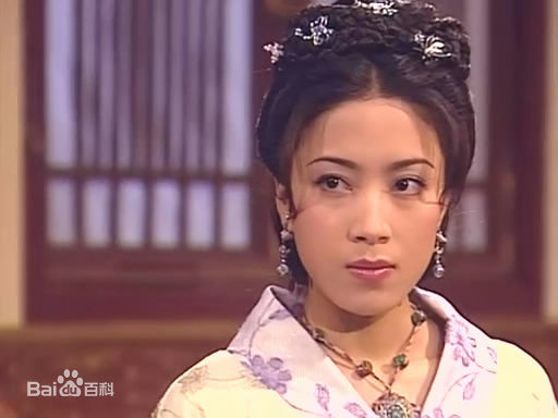 最优质杨怡(Tavia Yeung Yi)在2001年《天子寻龙》饰演慕容雪中的相册