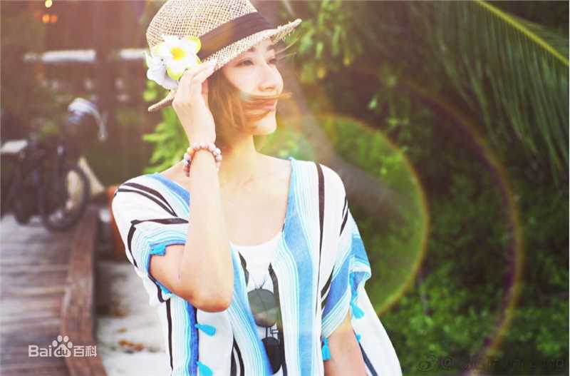 精选杨怡(Tavia Yeung Yi)