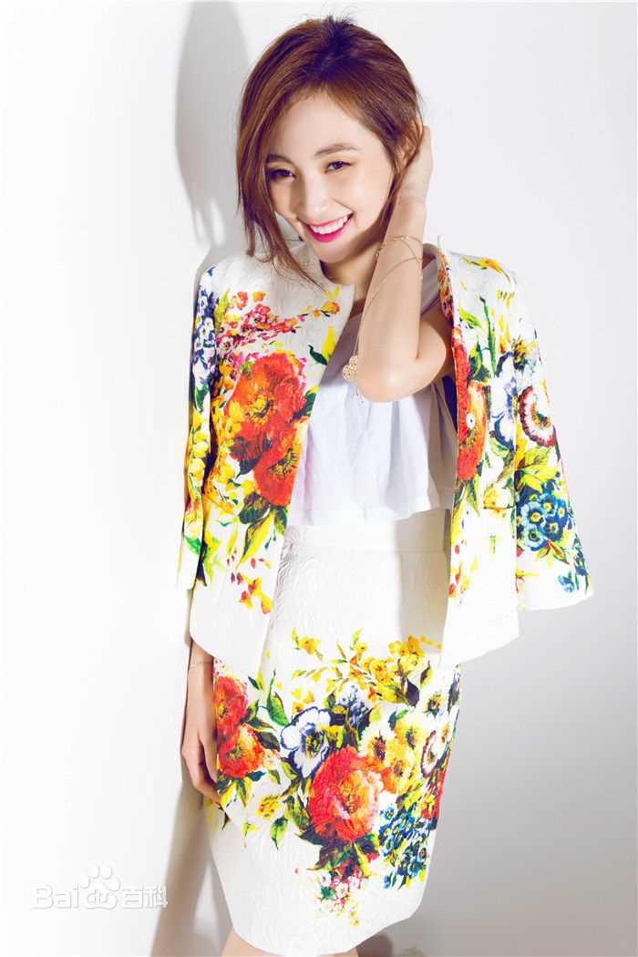 路晨最新时尚壁纸