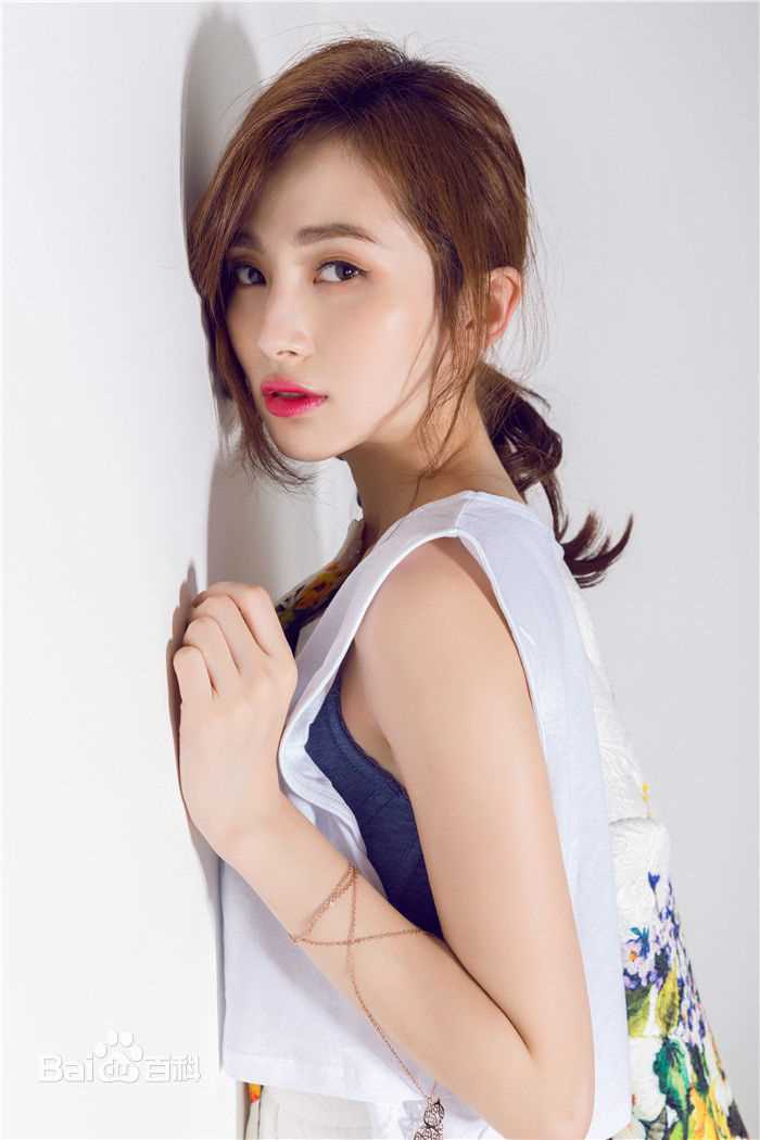 路晨最新时尚壁纸