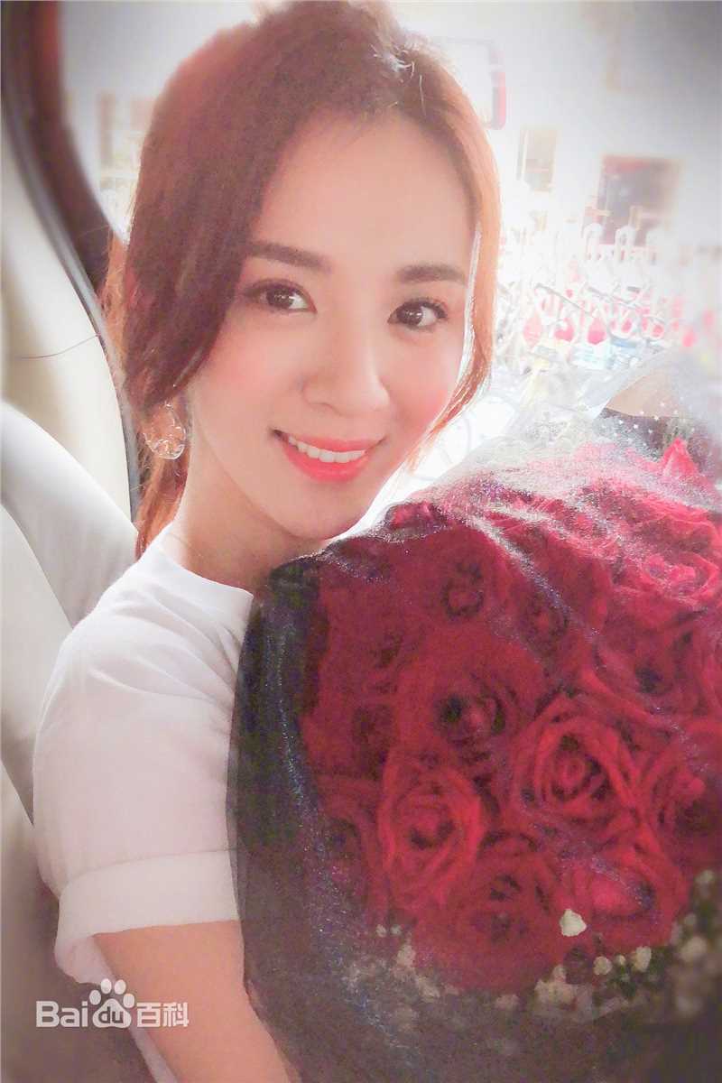 王晓晨(Sunny)生活照素颜照壁纸