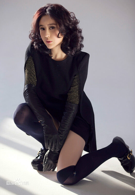 周牧茵(Zhou Muyin)照片生活照相册