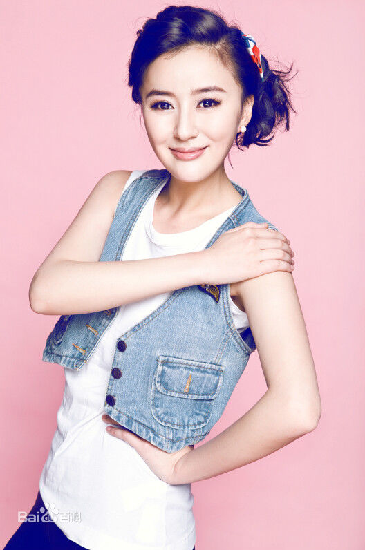 周牧茵(Zhou Muyin)照片生活照相册