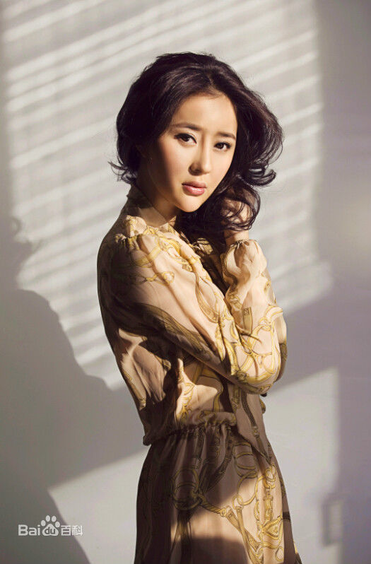 周牧茵(Zhou Muyin)照片生活照相册