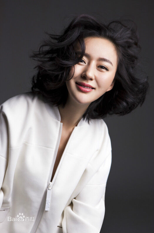 周牧茵(Zhou Muyin)照片图片图集