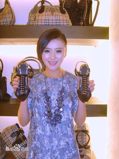 周牧茵(Zhou Muyin)-牧牧新照前后照片