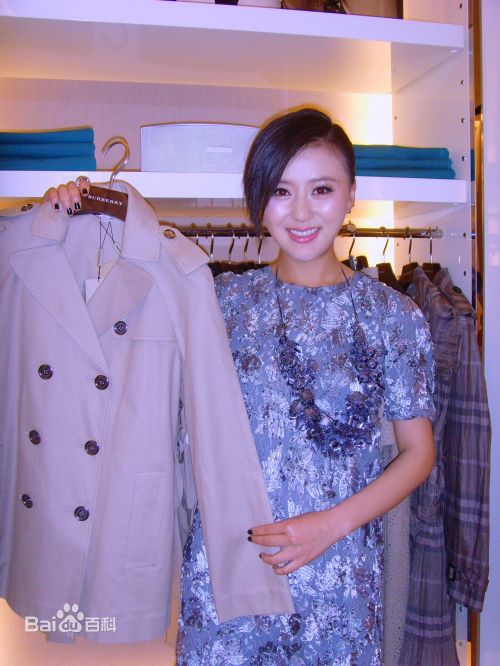 周牧茵(Zhou Muyin)-牧牧新照前后照片